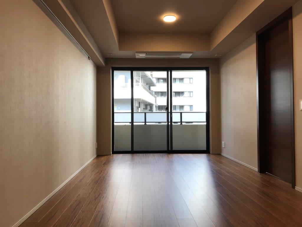 THE PARK HOUSE AZABU GAIENNISHIDORI 2F for Sale Luxury Apartment in Minato HouseRep Tokyo