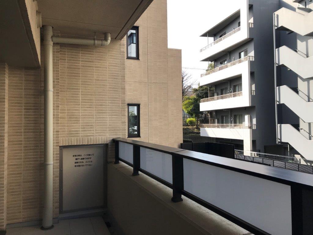 THE PARK HOUSE AZABU GAIENNISHIDORI 2F for Sale Luxury Apartment in Minato HouseRep Tokyo